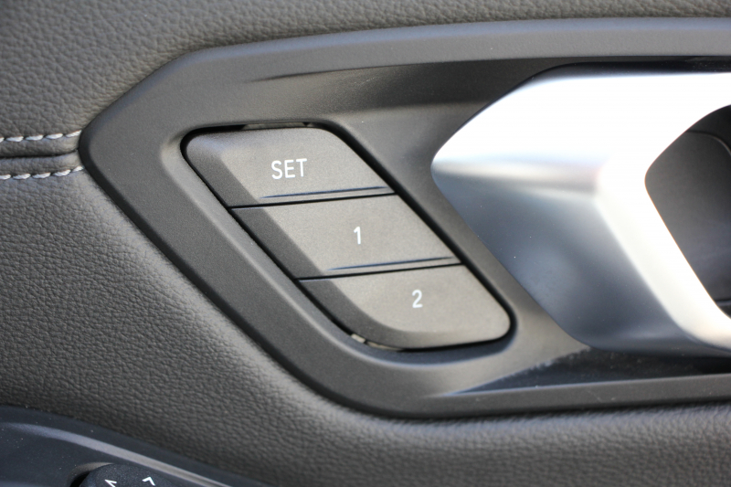 BMW 3シリーズ 320i Mｽﾎﾟｰﾂ ﾊｲﾗｲﾝ ｺﾝﾌｫｰﾄP 1ｵｰﾅ ﾋｰﾀｰ黒革 ﾗﾝﾊﾞｰｻﾎﾟｰﾄ ｵﾌﾟｼｮﾝ19AW 電動ﾄﾗﾝｸ Hifiｽﾋﾟｰｶｰ HUD 真珠色 BMWﾗｲﾌﾞｺｯｸﾋﾟｯﾄ 置くだけ充電 LEDﾍｯﾄﾞﾗｲﾄ ｱﾝﾋﾞｴﾝﾄﾗｲﾄ 追従ACC ｽﾃｱﾘﾝｸﾞｻﾎﾟｰﾄ ｱｯﾌﾟﾙｶｰﾌﾟﾚｲ ﾀｯﾁ画面ﾅﾋﾞ2年保証