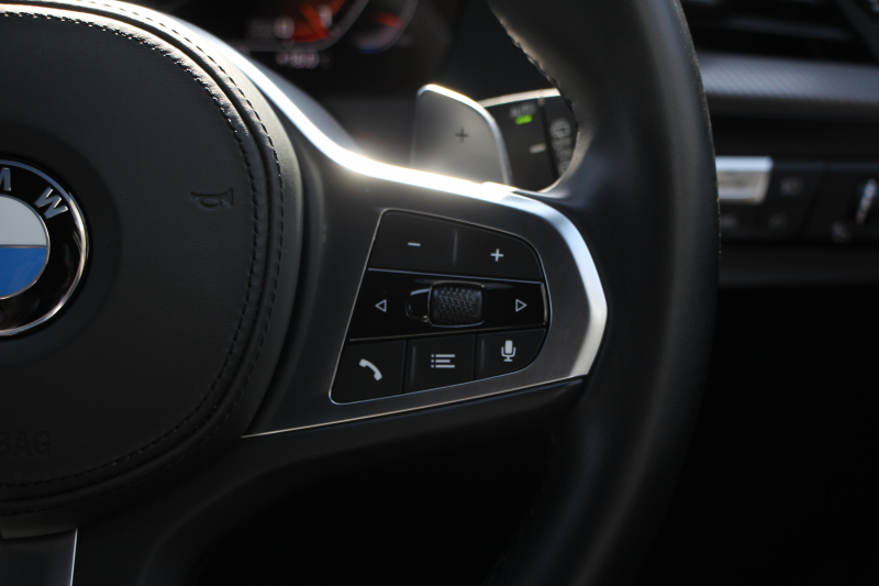 BMW 1シリーズ M135i Xdrive ﾃﾞﾋﾞｭｰP 4WD ﾊﾟﾉﾗﾏｻﾝﾙｰﾌ ﾋｰﾀｰ黒革 Mｽﾎﾟｰﾂｼｰﾄ ｵﾌﾟｼｮﾝ18AW 306馬力 ｱﾀﾞﾌﾟﾃｨﾌﾞｻｽ Mｼｰﾄﾍﾞﾙﾄ ｺﾝﾌｫｰﾄP ﾗｲﾌﾞｺｯｸﾋﾟｯﾄ 追ACC 電動ﾄﾗﾝｸ ｱｯﾌﾟﾙｶｰﾌﾟﾚｲ 純正ﾅﾋﾞPｱｼｽﾄ LEDﾍｯﾄﾞﾗｲﾄ 衝突軽減ﾌﾞﾚｰｷ 2年保証