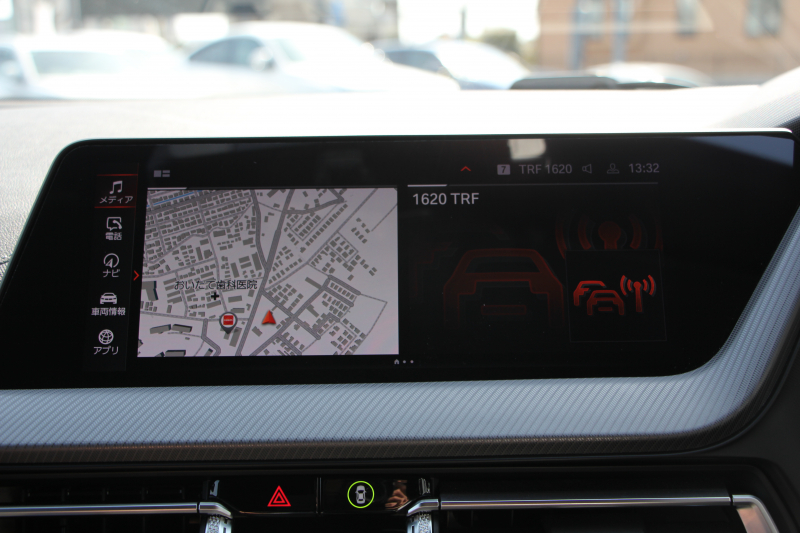 BMW 1シリーズ M135i Xdrive ﾃﾞﾋﾞｭｰP 4WD ﾊﾟﾉﾗﾏｻﾝﾙｰﾌ ﾋｰﾀｰ黒革 Mｽﾎﾟｰﾂｼｰﾄ ｵﾌﾟｼｮﾝ18AW 306馬力 ｱﾀﾞﾌﾟﾃｨﾌﾞｻｽ Mｼｰﾄﾍﾞﾙﾄ ｺﾝﾌｫｰﾄP ﾗｲﾌﾞｺｯｸﾋﾟｯﾄ 追ACC 電動ﾄﾗﾝｸ ｱｯﾌﾟﾙｶｰﾌﾟﾚｲ 純正ﾅﾋﾞPｱｼｽﾄ LEDﾍｯﾄﾞﾗｲﾄ 衝突軽減ﾌﾞﾚｰｷ 2年保証