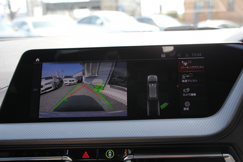 BMW 1シリーズ M135i Xdrive ﾃﾞﾋﾞｭｰP 4WD ﾊﾟﾉﾗﾏｻﾝﾙｰﾌ ﾋｰﾀｰ黒革 Mｽﾎﾟｰﾂｼｰﾄ ｵﾌﾟｼｮﾝ18AW 306馬力 ｱﾀﾞﾌﾟﾃｨﾌﾞｻｽ Mｼｰﾄﾍﾞﾙﾄ ｺﾝﾌｫｰﾄP ﾗｲﾌﾞｺｯｸﾋﾟｯﾄ 追ACC 電動ﾄﾗﾝｸ ｱｯﾌﾟﾙｶｰﾌﾟﾚｲ 純正ﾅﾋﾞPｱｼｽﾄ LEDﾍｯﾄﾞﾗｲﾄ 衝突軽減ﾌﾞﾚｰｷ 2年保証