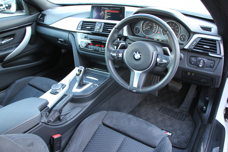 BMW 4シリーズ 420i ｸｰﾍﾟMｽﾎﾟｰﾂ LEDﾍｯﾄﾞﾗｲﾄ&ﾌｫｸﾞ追従ACC 衝突軽減ﾌﾞﾚｰｷ 車線逸脱 歩行者警告 ﾀｯﾁﾊﾟｯﾄﾞ対応HDDﾅﾋﾞBｶﾒﾗ ｽﾏｰﾄｷｰ Bluetooth接続 ﾊﾟﾄﾞﾙｼﾌﾄ Mｽﾎﾟｰﾂｴｱﾛ ﾐﾗｰETC 直噴ﾀｰﾎﾞ8速AT 2年保証