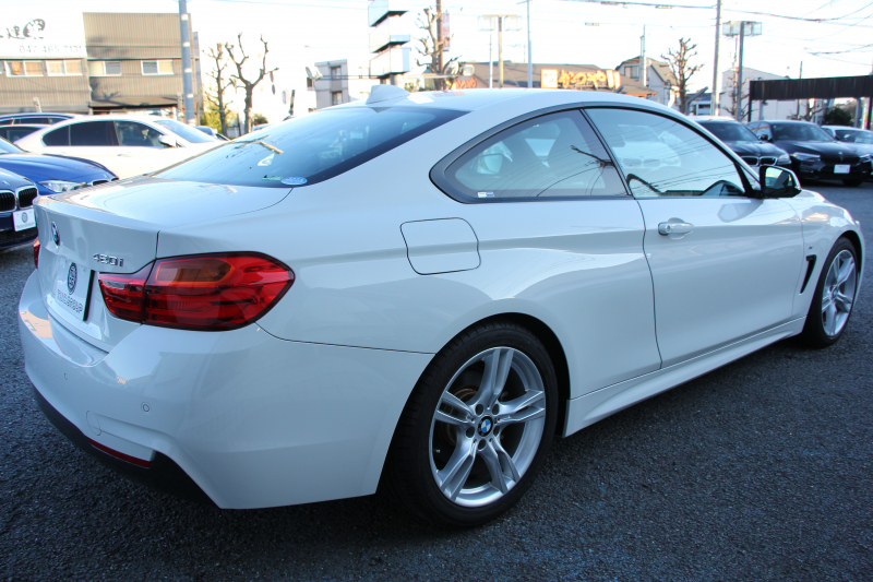 BMW 4シリーズ 420i ｸｰﾍﾟMｽﾎﾟｰﾂ LEDﾍｯﾄﾞﾗｲﾄ&ﾌｫｸﾞ追従ACC 衝突軽減ﾌﾞﾚｰｷ 車線逸脱 歩行者警告 ﾀｯﾁﾊﾟｯﾄﾞ対応HDDﾅﾋﾞBｶﾒﾗ ｽﾏｰﾄｷｰ Bluetooth接続 ﾊﾟﾄﾞﾙｼﾌﾄ Mｽﾎﾟｰﾂｴｱﾛ ﾐﾗｰETC 直噴ﾀｰﾎﾞ8速AT 2年保証