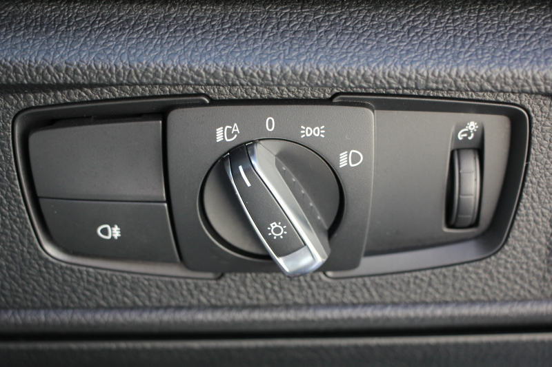 BMW 1シリーズ M135i ﾊﾟｰｷﾝｸﾞｻﾎﾟｰﾄP 320馬力 直6ﾀｰﾎﾞｱﾀﾞﾌﾟﾃｨﾌﾞMｻｽ 専用ﾌﾞﾚｰｷ iﾄﾞﾗｲﾌﾞHDDﾅﾋﾞDVD再生 ﾐｭｰｼﾞｯｸｻｰﾊﾞｰ Bluetoothｵｰﾃﾞｨｵ ﾊﾟﾄﾞﾙｼﾌﾄ 専用ﾌﾞﾚｰｷ 専用18AW 8速AT 専用ｴｱﾛ ｽﾏｰﾄｷｰ 2年保証