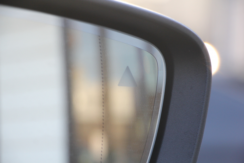 BMW 3シリーズ 320i ｺﾝﾌｫｰﾄP G20 追従ACC ｽﾃｱﾘﾝｸﾞｻﾎﾟｰﾄ LEDﾍｯﾄﾞﾗｲﾄ ｵｰﾄﾊｲﾋﾞｰﾑ ｼｰﾄﾋｰﾀｰ 置くだけ充電 BMWﾗｲﾌﾞｺｯｸﾋﾟｯﾄﾞｱｯﾌﾟﾙｶｰﾌﾟﾚｲ 電動ﾄﾗﾝｸ 純正HDDﾅﾋﾞﾊﾟｰｷﾝｸﾞｱｼｽﾄ hi-fiｽﾋﾟｰｶｰ ｽﾏｰﾄｷｰ ﾒﾓﾘｰ付ﾊﾟﾜｰｼｰﾄ 2年保証