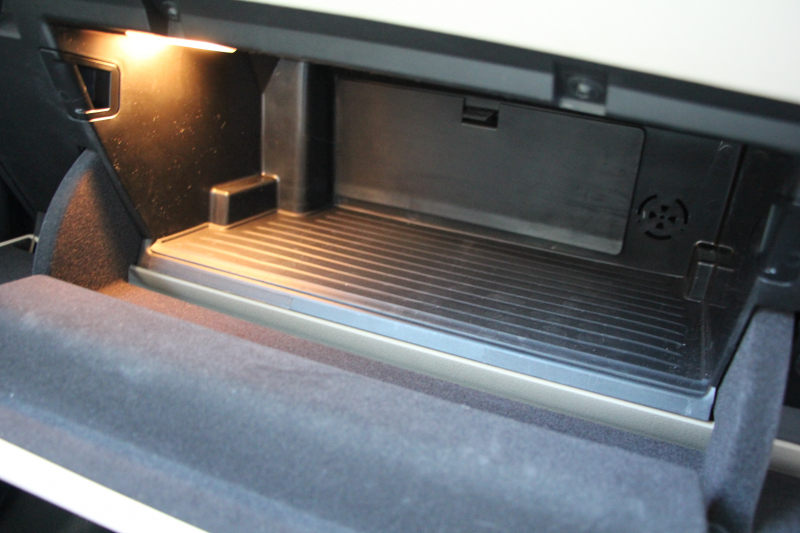 BMW X1 Sdrive18i ﾌｧｯｼｮﾆｽﾀ 限定車 真珠色 追従ACC ﾍﾞｰｼﾞｭ革 ｼｰﾄﾋｰﾀｰ 専用18AW Pｱｼｽﾄ ｺﾝﾌｫｰﾄP 電動ﾄﾗﾝｸ ｳｯﾄﾞﾊﾟﾈﾙ LEDﾍｯﾄﾞﾗｲﾄ HDDﾅﾋﾞBluetooth接続 ｽﾏｰﾄｷｰ ｽﾗｲﾃﾞｨﾝｸﾞﾘｱｼｰﾄ&ﾊﾞｯｸﾚｽﾄﾘﾘｰｽ 2年保証