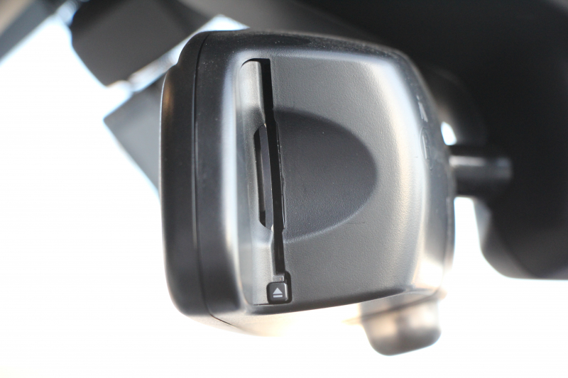 BMW X1 Sdrive18i ﾌｧｯｼｮﾆｽﾀ 限定車 真珠色 追従ACC ﾍﾞｰｼﾞｭ革 ｼｰﾄﾋｰﾀｰ 専用18AW Pｱｼｽﾄ ｺﾝﾌｫｰﾄP 電動ﾄﾗﾝｸ ｳｯﾄﾞﾊﾟﾈﾙ LEDﾍｯﾄﾞﾗｲﾄ HDDﾅﾋﾞBluetooth接続 ｽﾏｰﾄｷｰ ｽﾗｲﾃﾞｨﾝｸﾞﾘｱｼｰﾄ&ﾊﾞｯｸﾚｽﾄﾘﾘｰｽ 2年保証