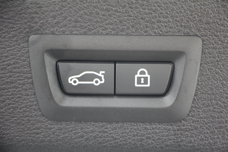 BMW X3 Xdrive20d Xﾗｲﾝ 最終ﾓﾃﾞﾙ 真珠色 1ｵｰﾅ 追従ACC ﾋｰﾀｰ茶革 ﾚｰﾝﾁｪﾝｼﾞ警告 第5世代新iﾄﾞﾗｲﾌﾞHDDﾅﾋﾞ360度ｶﾒﾗ 電動ﾄﾗﾝｸ 衝突軽減ﾌﾞﾚｰｷ 車線逸脱警告 歩行者警告 ｽﾏｰﾄｷｰ Bluetoothｵｰﾃﾞｨｵ ｷｾﾉﾝ ﾐﾗｰETC 18ｲﾝﾁAW LEDﾌｫｸﾞﾗｲﾄ 2年保証