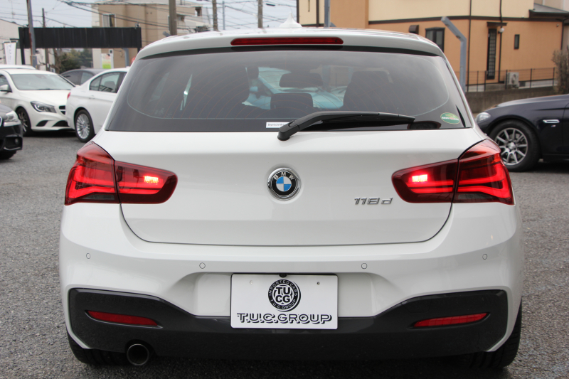 BMW 1シリーズ 118d Mｽﾎﾟｰﾂ ｴﾃﾞｨｼｮﾝｼｬﾄﾞｰ ｱｯﾌﾟｸﾞﾚｰﾄﾞP 特別限定車 最終ﾓﾃﾞﾙ ﾋｰﾀｰ黒革 ｼｰﾄﾒﾓﾘｰ 電動ｼｰﾄ ﾀﾞｰｸLEDﾍｯﾄﾞﾗｲﾄ&ﾃｰﾙ 追従ACC HI-FIｽﾋﾟｰｶｰ ﾌﾙｾｸﾞTV ﾀｯﾁ画面HDDﾅﾋﾞBｶﾒﾗ Bluetoothｵｰﾃﾞｨｵ 衝突軽減ﾌﾞﾚｰｷ 車線逸脱警告 歩行者警告 2年保証