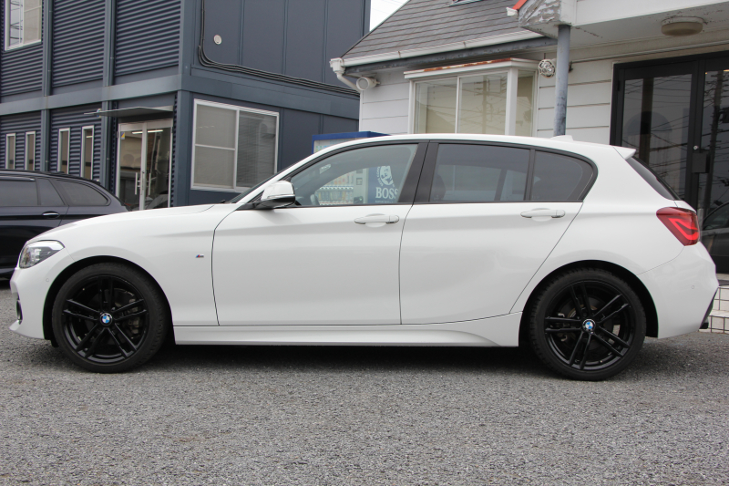 BMW 1シリーズ 118d Mｽﾎﾟｰﾂ ｴﾃﾞｨｼｮﾝｼｬﾄﾞｰ ｱｯﾌﾟｸﾞﾚｰﾄﾞP 特別限定車 最終ﾓﾃﾞﾙ ﾋｰﾀｰ黒革 ｼｰﾄﾒﾓﾘｰ 電動ｼｰﾄ ﾀﾞｰｸLEDﾍｯﾄﾞﾗｲﾄ&ﾃｰﾙ 追従ACC HI-FIｽﾋﾟｰｶｰ ﾌﾙｾｸﾞTV ﾀｯﾁ画面HDDﾅﾋﾞBｶﾒﾗ Bluetoothｵｰﾃﾞｨｵ 衝突軽減ﾌﾞﾚｰｷ 車線逸脱警告 歩行者警告 2年保証