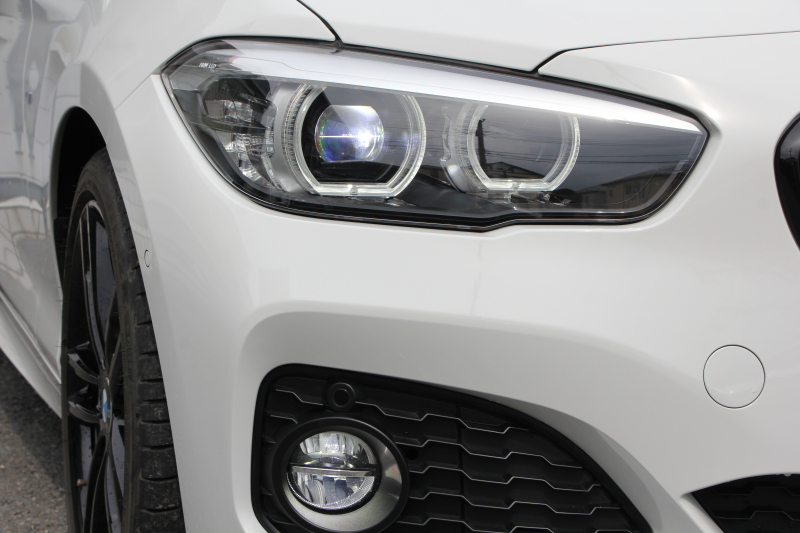 BMW 1シリーズ 118d Mｽﾎﾟｰﾂ ｴﾃﾞｨｼｮﾝｼｬﾄﾞｰ ｱｯﾌﾟｸﾞﾚｰﾄﾞP 特別限定車 最終ﾓﾃﾞﾙ ﾋｰﾀｰ黒革 ｼｰﾄﾒﾓﾘｰ 電動ｼｰﾄ ﾀﾞｰｸLEDﾍｯﾄﾞﾗｲﾄ&ﾃｰﾙ 追従ACC HI-FIｽﾋﾟｰｶｰ ﾌﾙｾｸﾞTV ﾀｯﾁ画面HDDﾅﾋﾞBｶﾒﾗ Bluetoothｵｰﾃﾞｨｵ 衝突軽減ﾌﾞﾚｰｷ 車線逸脱警告 歩行者警告 2年保証