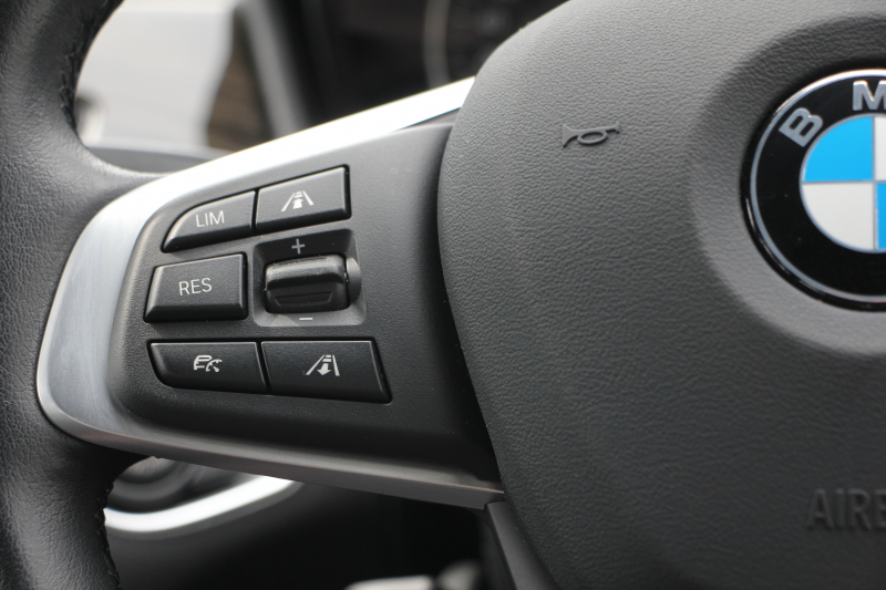 BMW X1 X1 Xdrive25i Xﾗｲﾝ ﾊｲﾗｲﾝ 4WD 希少色 高出力231馬力 ﾋｰﾀｰ黒革 電動ｼｰﾄ&ﾒﾓﾘｰ 追従ACC LEDﾍｯﾄﾞﾗｲﾄ 電動ﾄﾗﾝｸ ｽﾏｰﾄｷｰ Pｱｼｽﾄ ｵﾌﾟｼｮﾝ19AW 衝突軽減ﾌﾞﾚｰｷ 車線逸脱警告 歩行者警告 2年保証