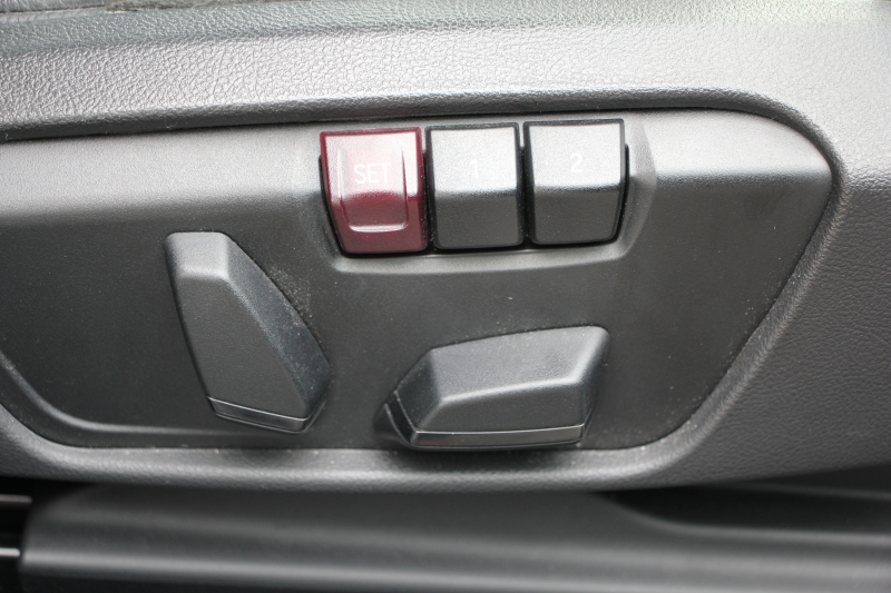 BMW X1 X1 Xdrive25i Xﾗｲﾝ ﾊｲﾗｲﾝ 4WD 希少色 高出力231馬力 ﾋｰﾀｰ黒革 電動ｼｰﾄ&ﾒﾓﾘｰ 追従ACC LEDﾍｯﾄﾞﾗｲﾄ 電動ﾄﾗﾝｸ ｽﾏｰﾄｷｰ Pｱｼｽﾄ ｵﾌﾟｼｮﾝ19AW 衝突軽減ﾌﾞﾚｰｷ 車線逸脱警告 歩行者警告 2年保証