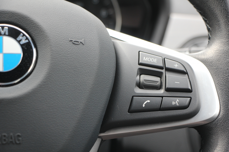 BMW X1 X1 Xdrive25i Xﾗｲﾝ ﾊｲﾗｲﾝ 4WD 希少色 高出力231馬力 ﾋｰﾀｰ黒革 電動ｼｰﾄ&ﾒﾓﾘｰ 追従ACC LEDﾍｯﾄﾞﾗｲﾄ 電動ﾄﾗﾝｸ ｽﾏｰﾄｷｰ Pｱｼｽﾄ ｵﾌﾟｼｮﾝ19AW 衝突軽減ﾌﾞﾚｰｷ 車線逸脱警告 歩行者警告 2年保証