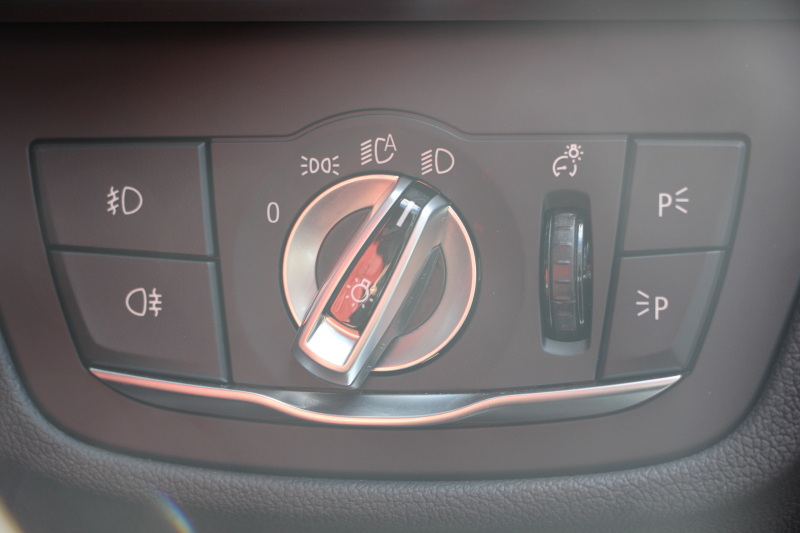 BMW X4 M40i 4WD 直6ﾀｰﾎﾞ360馬力 individual赤×黒ﾚｻﾞｰ 全席ﾋｰﾀｰ 可変ｻｽ 専用ﾃﾞﾌ&21AW LEDﾍｯﾄﾞﾗｲﾄ ｵｰﾄﾊｲﾋﾞｰﾑ 追従ACC ｽﾃｱﾘﾝｸﾞｻﾎﾟｰﾄ HUD 置くだけ充電 Pｱｼｽﾄﾌﾟﾗｽ 360度ｶﾒﾗ 2年保証