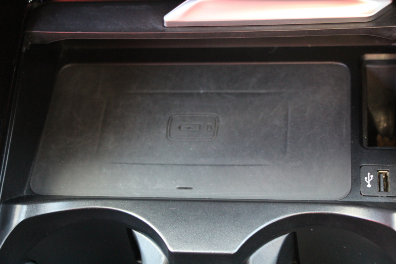 BMW X4 M40i 4WD 直6ﾀｰﾎﾞ360馬力 individual赤×黒ﾚｻﾞｰ 全席ﾋｰﾀｰ 可変ｻｽ 専用ﾃﾞﾌ&21AW LEDﾍｯﾄﾞﾗｲﾄ ｵｰﾄﾊｲﾋﾞｰﾑ 追従ACC ｽﾃｱﾘﾝｸﾞｻﾎﾟｰﾄ HUD 置くだけ充電 Pｱｼｽﾄﾌﾟﾗｽ 360度ｶﾒﾗ 2年保証