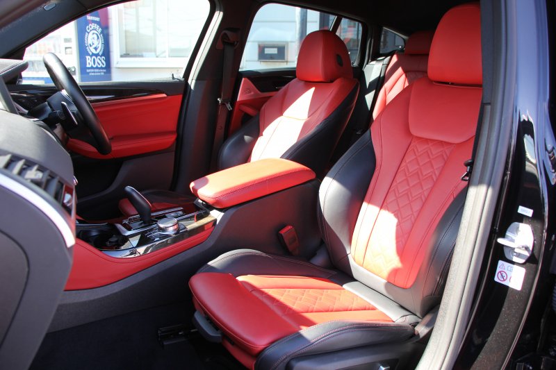 BMW X4 M40i 4WD 直6ﾀｰﾎﾞ360馬力 individual赤×黒ﾚｻﾞｰ 全席ﾋｰﾀｰ 可変ｻｽ 専用ﾃﾞﾌ&21AW LEDﾍｯﾄﾞﾗｲﾄ ｵｰﾄﾊｲﾋﾞｰﾑ 追従ACC ｽﾃｱﾘﾝｸﾞｻﾎﾟｰﾄ HUD 置くだけ充電 Pｱｼｽﾄﾌﾟﾗｽ 360度ｶﾒﾗ 2年保証