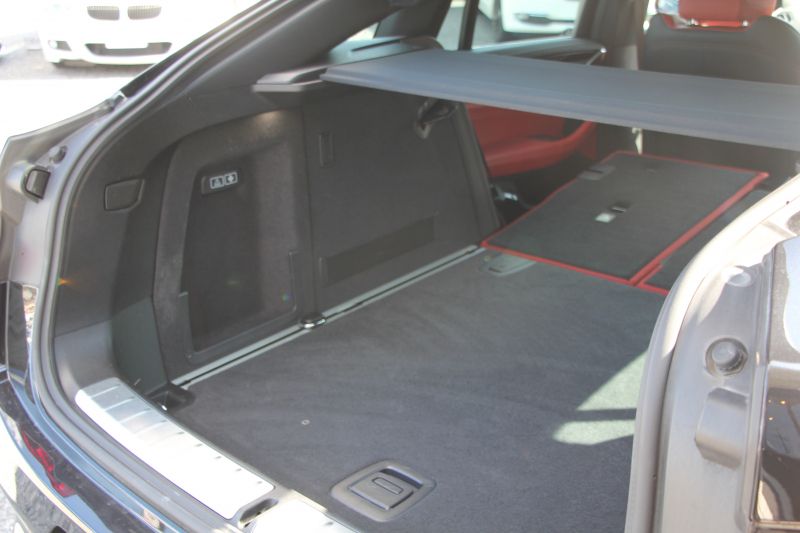 BMW X4 M40i 4WD 直6ﾀｰﾎﾞ360馬力 individual赤×黒ﾚｻﾞｰ 全席ﾋｰﾀｰ 可変ｻｽ 専用ﾃﾞﾌ&21AW LEDﾍｯﾄﾞﾗｲﾄ ｵｰﾄﾊｲﾋﾞｰﾑ 追従ACC ｽﾃｱﾘﾝｸﾞｻﾎﾟｰﾄ HUD 置くだけ充電 Pｱｼｽﾄﾌﾟﾗｽ 360度ｶﾒﾗ 2年保証