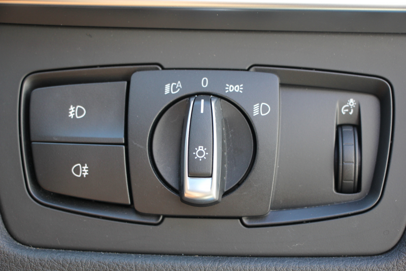 BMW 3シリーズ 340i Mｽﾎﾟｰﾂ 後期LCI 1ｵｰﾅ ｻﾝﾙｰﾌ ｻﾄﾞﾙﾌﾞﾗｳﾝ革 直6ﾀｰﾎﾞB58B30A 326馬力 ACｼｭﾆｯﾂｧ-ｻｽ ｵﾌﾟｼｮﾝ19AW LEDﾍｯﾄﾞﾗｲﾄ&ﾃｰﾙ&ﾌｫｸﾞHDDﾅﾋﾞTV 追従ACC HUD ﾚｰﾝﾁｪﾝｼﾞ警告 衝突軽減ﾌﾞﾚｰｷ 車線逸脱警告 歩行者警告 2年保証