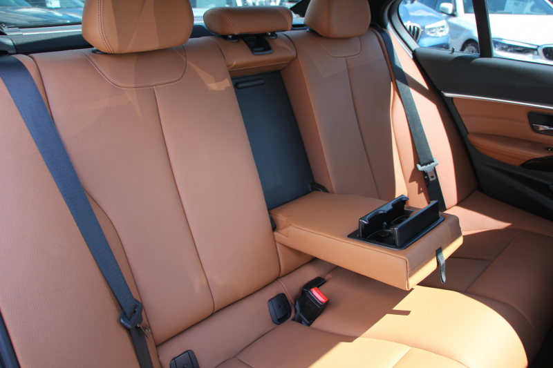 BMW 3シリーズ 340i Mｽﾎﾟｰﾂ 後期LCI 1ｵｰﾅ ｻﾝﾙｰﾌ ｻﾄﾞﾙﾌﾞﾗｳﾝ革 直6ﾀｰﾎﾞB58B30A 326馬力 ACｼｭﾆｯﾂｧ-ｻｽ ｵﾌﾟｼｮﾝ19AW LEDﾍｯﾄﾞﾗｲﾄ&ﾃｰﾙ&ﾌｫｸﾞHDDﾅﾋﾞTV 追従ACC HUD ﾚｰﾝﾁｪﾝｼﾞ警告 衝突軽減ﾌﾞﾚｰｷ 車線逸脱警告 歩行者警告 2年保証