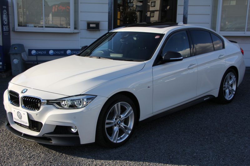 BMW 3シリーズ 320d Mｽﾎﾟｰﾂ 後期 新ｴﾝｼﾞﾝ ｻﾝﾙｰﾌ ｼｰﾄﾋｰﾀｰ ﾀｯﾁ画面HDDﾅﾋﾞMﾊﾟﾌｫｰﾏﾝｽﾌﾛﾝﾄｽﾎﾟｲﾗｰ ﾄﾗﾝｸｽﾎﾟｲﾗｰ LEDﾍｯﾄﾞﾗｲﾄ 追従ACC ﾚｰﾝﾁｪﾝｼﾞ警告 衝突軽減ﾌﾞﾚｰｷ 車線逸脱警告 歩行者警告 2年保証