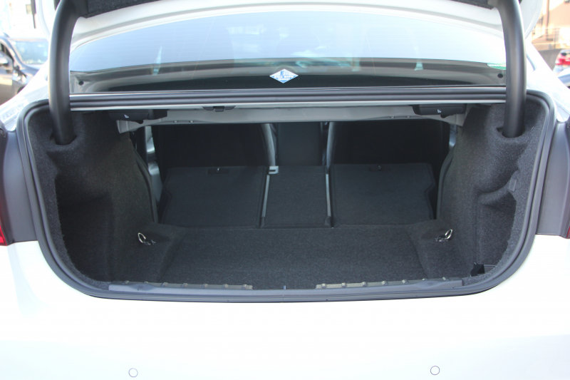 BMW 3シリーズ 320d Mｽﾎﾟｰﾂ 後期 新ｴﾝｼﾞﾝ ｻﾝﾙｰﾌ ｼｰﾄﾋｰﾀｰ ﾀｯﾁ画面HDDﾅﾋﾞMﾊﾟﾌｫｰﾏﾝｽﾌﾛﾝﾄｽﾎﾟｲﾗｰ ﾄﾗﾝｸｽﾎﾟｲﾗｰ LEDﾍｯﾄﾞﾗｲﾄ 追従ACC ﾚｰﾝﾁｪﾝｼﾞ警告 衝突軽減ﾌﾞﾚｰｷ 車線逸脱警告 歩行者警告 2年保証