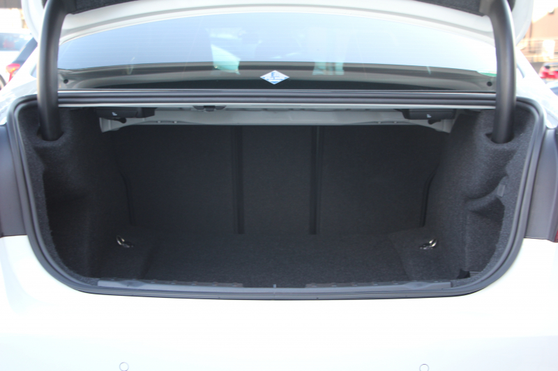 BMW 3シリーズ 320d Mｽﾎﾟｰﾂ 後期 新ｴﾝｼﾞﾝ ｻﾝﾙｰﾌ ｼｰﾄﾋｰﾀｰ ﾀｯﾁ画面HDDﾅﾋﾞMﾊﾟﾌｫｰﾏﾝｽﾌﾛﾝﾄｽﾎﾟｲﾗｰ ﾄﾗﾝｸｽﾎﾟｲﾗｰ LEDﾍｯﾄﾞﾗｲﾄ 追従ACC ﾚｰﾝﾁｪﾝｼﾞ警告 衝突軽減ﾌﾞﾚｰｷ 車線逸脱警告 歩行者警告 2年保証