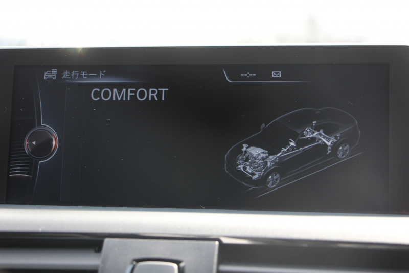 BMW 2シリーズ M235i ｸｰﾍﾟ1ｵｰﾅ Mﾊﾟﾌｫｰﾏﾝｽﾏﾌﾗｰ 3Dﾃﾞｻﾞｲﾝﾌﾛﾝﾄｽﾎﾟｲﾗｰ 直6ﾀｰﾎﾞ326馬力 可変Mｻｽ 専用ﾌﾞﾚｰｷ 18AW 衝突軽減ﾌﾞﾚｰｷ 車線逸脱警告 歩行者警告 ﾌﾞﾚｰｷ付ｸﾙｺﾝ Bｶﾒﾗ HDDﾅﾋﾞBluetooth接続 ｽﾏｰﾄｷｰ ﾊﾟﾄﾞﾙｼﾌﾄ 8速AT ECOPROﾓｰﾄﾞ2年保証