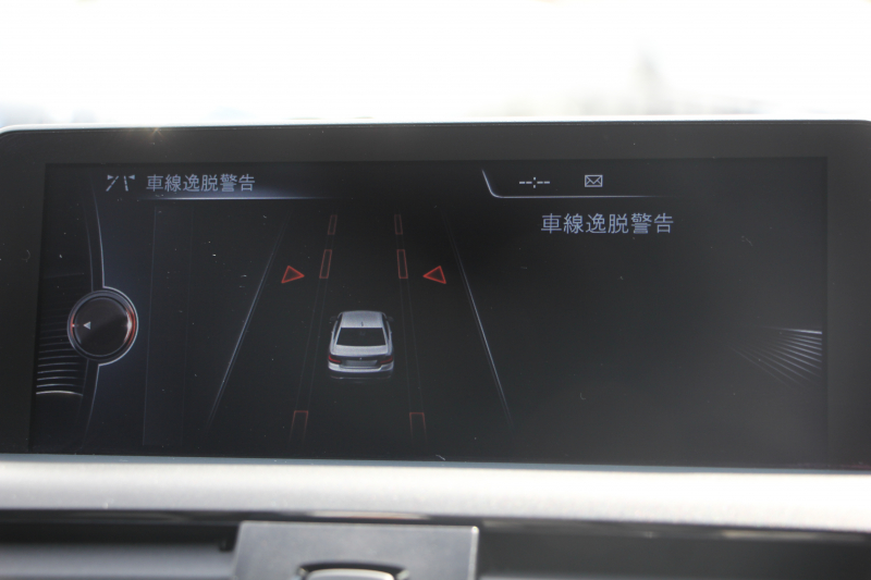 BMW 2シリーズ M235i ｸｰﾍﾟ1ｵｰﾅ Mﾊﾟﾌｫｰﾏﾝｽﾏﾌﾗｰ 3Dﾃﾞｻﾞｲﾝﾌﾛﾝﾄｽﾎﾟｲﾗｰ 直6ﾀｰﾎﾞ326馬力 可変Mｻｽ 専用ﾌﾞﾚｰｷ 18AW 衝突軽減ﾌﾞﾚｰｷ 車線逸脱警告 歩行者警告 ﾌﾞﾚｰｷ付ｸﾙｺﾝ Bｶﾒﾗ HDDﾅﾋﾞBluetooth接続 ｽﾏｰﾄｷｰ ﾊﾟﾄﾞﾙｼﾌﾄ 8速AT ECOPROﾓｰﾄﾞ2年保証