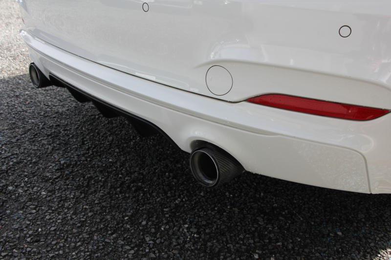 BMW 2シリーズ M235i ｸｰﾍﾟ1ｵｰﾅ Mﾊﾟﾌｫｰﾏﾝｽﾏﾌﾗｰ 3Dﾃﾞｻﾞｲﾝﾌﾛﾝﾄｽﾎﾟｲﾗｰ 直6ﾀｰﾎﾞ326馬力 可変Mｻｽ 専用ﾌﾞﾚｰｷ 18AW 衝突軽減ﾌﾞﾚｰｷ 車線逸脱警告 歩行者警告 ﾌﾞﾚｰｷ付ｸﾙｺﾝ Bｶﾒﾗ HDDﾅﾋﾞBluetooth接続 ｽﾏｰﾄｷｰ ﾊﾟﾄﾞﾙｼﾌﾄ 8速AT ECOPROﾓｰﾄﾞ2年保証