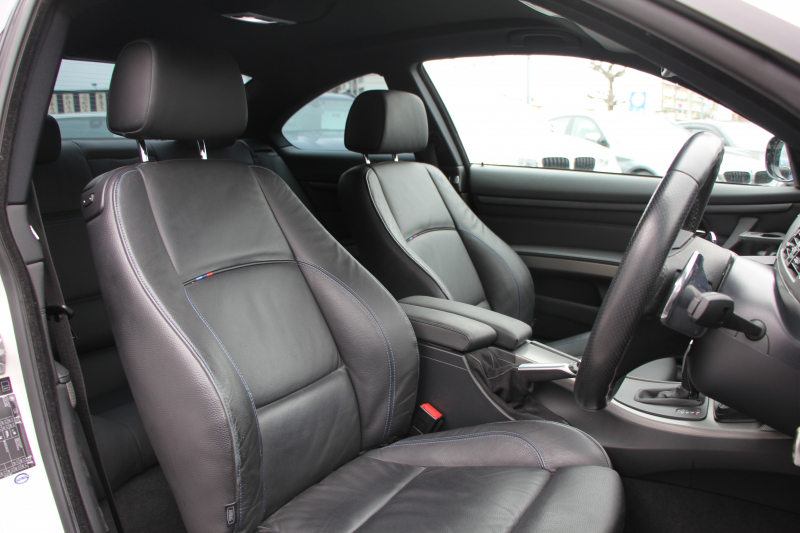 BMW 3シリーズ 325i ｸｰﾍﾟMｽﾎﾟｰﾂｴﾃﾞｨｼｮﾝ 限定車 最終直噴 1ｵｰﾅ 直6自然吸気 ﾋｰﾀｰ黒革 NEEZ19AW ｽﾊﾟｽﾌﾟ4本出しﾏﾌﾗｰ 3Dﾃﾞｻﾞｲﾝ車高調 MPerformanceﾌﾞﾚｰｷ HDDﾅﾋﾞﾌﾙｾｸﾞTV Bｶﾒﾗ LEDﾗｲﾄｴﾚﾒﾝﾄ ｽﾏｰﾄｷｰ ﾌﾞﾗｯｸｸﾞﾘﾙ ﾌﾛﾝﾄｽﾎﾟｲﾗｰ 2年保証