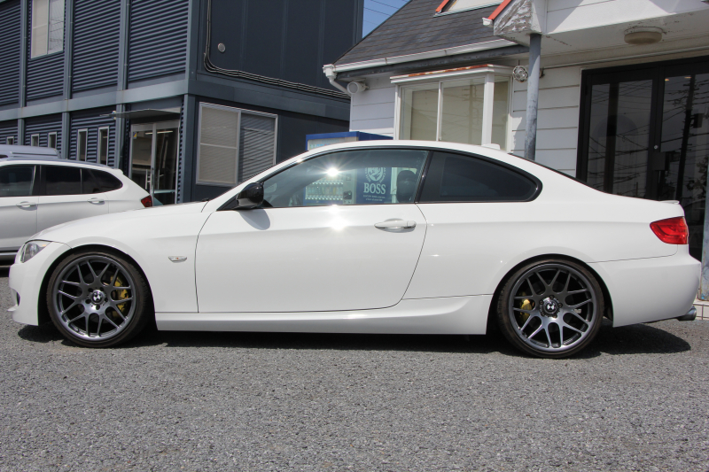 BMW 3シリーズ 325i ｸｰﾍﾟMｽﾎﾟｰﾂｴﾃﾞｨｼｮﾝ 限定車 最終直噴 1ｵｰﾅ 直6自然吸気 ﾋｰﾀｰ黒革 NEEZ19AW ｽﾊﾟｽﾌﾟ4本出しﾏﾌﾗｰ 3Dﾃﾞｻﾞｲﾝ車高調 MPerformanceﾌﾞﾚｰｷ HDDﾅﾋﾞﾌﾙｾｸﾞTV Bｶﾒﾗ LEDﾗｲﾄｴﾚﾒﾝﾄ ｽﾏｰﾄｷｰ ﾌﾞﾗｯｸｸﾞﾘﾙ ﾌﾛﾝﾄｽﾎﾟｲﾗｰ 2年保証