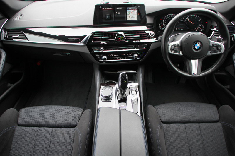 BMW 5シリーズ 523d ｴﾃﾞｨｼｮﾝﾐｯｼｮﾝｲﾝﾎﾟｯｼﾌﾞﾙ 特別仕様車 HUD ﾊｰﾏﾝｶｰﾄﾞﾝ 専用ﾌﾞﾗｯｸAW 追従ACC ｽﾃｱﾘﾝｸﾞｻﾎﾟｰﾄ LEDﾍｯﾄﾞﾗｲﾄ ｵｰﾄﾊｲﾋﾞｰﾑ ﾀｯﾁ画面HDDﾅﾋﾞTV 360度ﾊﾟﾉﾗﾏｶﾒﾗ Pｱｼｽﾄﾌﾟﾗｽ 電動ﾄﾗﾝｸ ｽﾏｰﾄｷｰ 2年保証