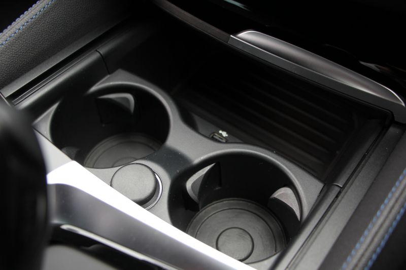 BMW 5シリーズ 523d ｴﾃﾞｨｼｮﾝﾐｯｼｮﾝｲﾝﾎﾟｯｼﾌﾞﾙ 特別仕様車 HUD ﾊｰﾏﾝｶｰﾄﾞﾝ 専用ﾌﾞﾗｯｸAW 追従ACC ｽﾃｱﾘﾝｸﾞｻﾎﾟｰﾄ LEDﾍｯﾄﾞﾗｲﾄ ｵｰﾄﾊｲﾋﾞｰﾑ ﾀｯﾁ画面HDDﾅﾋﾞTV 360度ﾊﾟﾉﾗﾏｶﾒﾗ Pｱｼｽﾄﾌﾟﾗｽ 電動ﾄﾗﾝｸ ｽﾏｰﾄｷｰ 2年保証