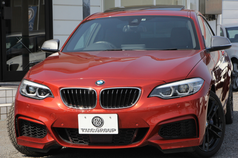 BMW 2シリーズ M240i ｸｰﾍﾟ後期 ｻﾝﾙｰﾌ ﾋｰﾀｰ黒革 340馬力 直6ﾀｰﾎﾞ可変Mｻｽﾍﾟﾝｼｮﾝ LEDﾍｯﾄﾞﾗｲﾄ&LEDﾃｰﾙ 追従ACC ﾀｯﾁ画面HDDﾅﾋﾞPｱｼｽﾄ Bｶﾒﾗ 衝突軽減ﾌﾞﾚｰｷ 車線逸脱警告 歩行者警告 ﾊﾟﾄﾞﾙｼﾌﾄ ｽﾏｰﾄｷｰ 専用ｴｱﾛ 18AW 2年保証