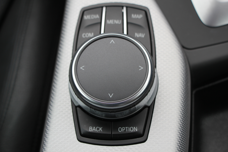 BMW 2シリーズ M240i ｸｰﾍﾟ後期 ｻﾝﾙｰﾌ ﾋｰﾀｰ黒革 340馬力 直6ﾀｰﾎﾞ可変Mｻｽﾍﾟﾝｼｮﾝ LEDﾍｯﾄﾞﾗｲﾄ&LEDﾃｰﾙ 追従ACC ﾀｯﾁ画面HDDﾅﾋﾞPｱｼｽﾄ Bｶﾒﾗ 衝突軽減ﾌﾞﾚｰｷ 車線逸脱警告 歩行者警告 ﾊﾟﾄﾞﾙｼﾌﾄ ｽﾏｰﾄｷｰ 専用ｴｱﾛ 18AW 2年保証