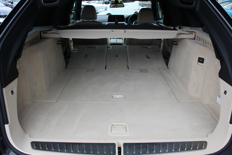 BMW 5シリーズ 530i ﾂｰﾘﾝｸﾞMｽﾎﾟｰﾂ ﾃﾞﾋﾞｭｰP 1ｵｰﾅ 252馬力 全ﾋｰﾀｰﾍﾞｰｼﾞｭ本革 ｿﾌﾄｸﾛｰｽﾞﾄﾞｱ HUD ｼﾞｪｽﾁｬｰC 追従ACC ｽﾃｱﾘﾝｸﾞｻﾎﾟｰﾄ ｵﾌﾟｼｮﾝ20AW LEDﾍｯﾄﾞﾗｲﾄ ｵｰﾄﾊｲﾋﾞｰﾑ ﾀｯﾁ画面HDDﾅﾋﾞTV 2年保証