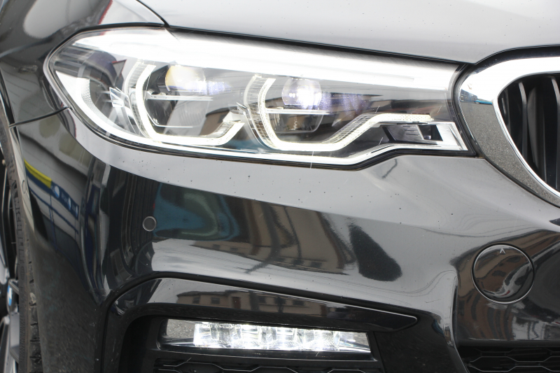 BMW 5シリーズ 530i ﾂｰﾘﾝｸﾞMｽﾎﾟｰﾂ ﾃﾞﾋﾞｭｰP 1ｵｰﾅ 252馬力 全ﾋｰﾀｰﾍﾞｰｼﾞｭ本革 ｿﾌﾄｸﾛｰｽﾞﾄﾞｱ HUD ｼﾞｪｽﾁｬｰC 追従ACC ｽﾃｱﾘﾝｸﾞｻﾎﾟｰﾄ ｵﾌﾟｼｮﾝ20AW LEDﾍｯﾄﾞﾗｲﾄ ｵｰﾄﾊｲﾋﾞｰﾑ ﾀｯﾁ画面HDDﾅﾋﾞTV 2年保証