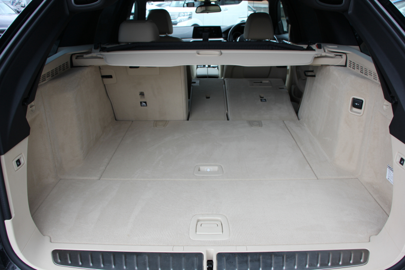 BMW 5シリーズ 530i ﾂｰﾘﾝｸﾞMｽﾎﾟｰﾂ ﾃﾞﾋﾞｭｰP 1ｵｰﾅ 252馬力 全ﾋｰﾀｰﾍﾞｰｼﾞｭ本革 ｿﾌﾄｸﾛｰｽﾞﾄﾞｱ HUD ｼﾞｪｽﾁｬｰC 追従ACC ｽﾃｱﾘﾝｸﾞｻﾎﾟｰﾄ ｵﾌﾟｼｮﾝ20AW LEDﾍｯﾄﾞﾗｲﾄ ｵｰﾄﾊｲﾋﾞｰﾑ ﾀｯﾁ画面HDDﾅﾋﾞTV 2年保証