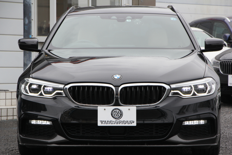 BMW 5シリーズ 530i ﾂｰﾘﾝｸﾞMｽﾎﾟｰﾂ ﾃﾞﾋﾞｭｰP 1ｵｰﾅ 252馬力 全ﾋｰﾀｰﾍﾞｰｼﾞｭ本革 ｿﾌﾄｸﾛｰｽﾞﾄﾞｱ HUD ｼﾞｪｽﾁｬｰC 追従ACC ｽﾃｱﾘﾝｸﾞｻﾎﾟｰﾄ ｵﾌﾟｼｮﾝ20AW LEDﾍｯﾄﾞﾗｲﾄ ｵｰﾄﾊｲﾋﾞｰﾑ ﾀｯﾁ画面HDDﾅﾋﾞTV 2年保証