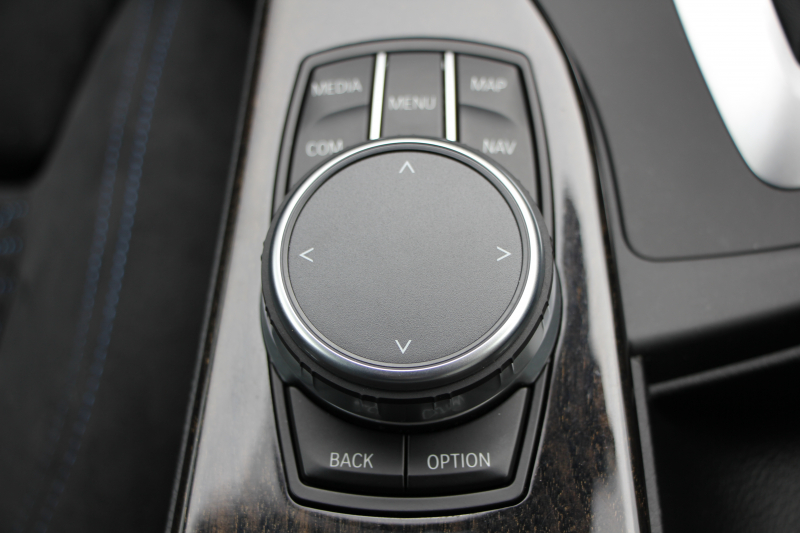 BMW 3シリーズ 320d Xdrive ｸﾞﾗﾝﾂｰﾘｽﾓ Mｽﾎﾟｰﾂ 後期LCI 追従ACC LEDﾍｯﾄﾞﾗｲﾄ&LEDﾃｰﾙ ﾚｰﾝﾁｪﾝｼﾞ警告 衝突軽減ﾌﾞﾚｰｷ 車線逸脱警告 歩行者警告 ｼｰﾄﾋｰﾀｰ ﾀｯﾁ画面HDDﾅﾋﾞBｶﾒﾗ TOPﾋﾞｭｰｶﾒﾗ ｻｲﾄﾞﾋﾞｭｰｶﾒﾗ ｱｲﾊﾞｯﾊｻｽ 2年保証