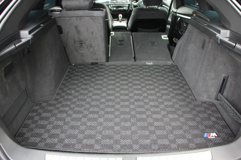 BMW 3シリーズ 320d Xdrive ｸﾞﾗﾝﾂｰﾘｽﾓ Mｽﾎﾟｰﾂ 後期LCI 追従ACC LEDﾍｯﾄﾞﾗｲﾄ&LEDﾃｰﾙ ﾚｰﾝﾁｪﾝｼﾞ警告 衝突軽減ﾌﾞﾚｰｷ 車線逸脱警告 歩行者警告 ｼｰﾄﾋｰﾀｰ ﾀｯﾁ画面HDDﾅﾋﾞBｶﾒﾗ TOPﾋﾞｭｰｶﾒﾗ ｻｲﾄﾞﾋﾞｭｰｶﾒﾗ ｱｲﾊﾞｯﾊｻｽ 2年保証