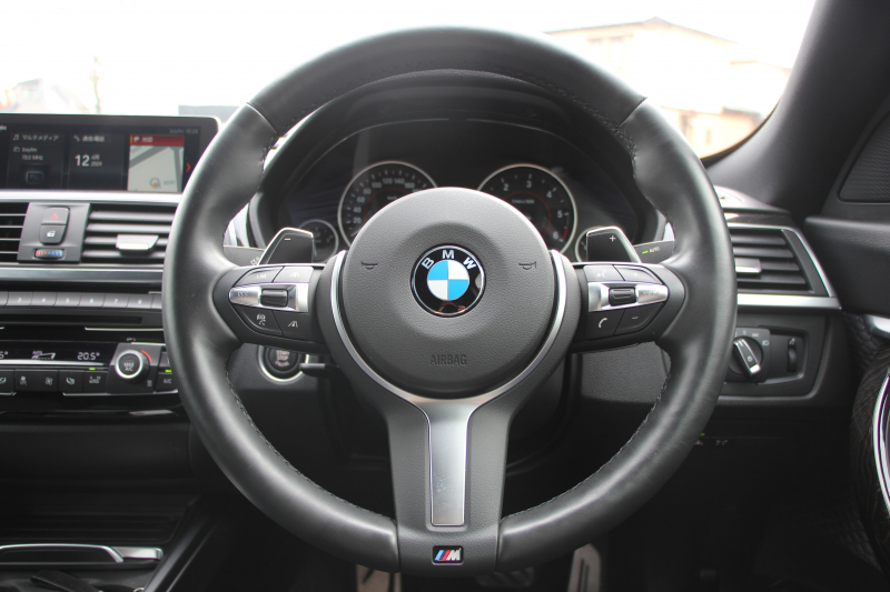 BMW 3シリーズ 320d Xdrive ｸﾞﾗﾝﾂｰﾘｽﾓ Mｽﾎﾟｰﾂ 後期LCI 追従ACC LEDﾍｯﾄﾞﾗｲﾄ&LEDﾃｰﾙ ﾚｰﾝﾁｪﾝｼﾞ警告 衝突軽減ﾌﾞﾚｰｷ 車線逸脱警告 歩行者警告 ｼｰﾄﾋｰﾀｰ ﾀｯﾁ画面HDDﾅﾋﾞBｶﾒﾗ TOPﾋﾞｭｰｶﾒﾗ ｻｲﾄﾞﾋﾞｭｰｶﾒﾗ ｱｲﾊﾞｯﾊｻｽ 2年保証