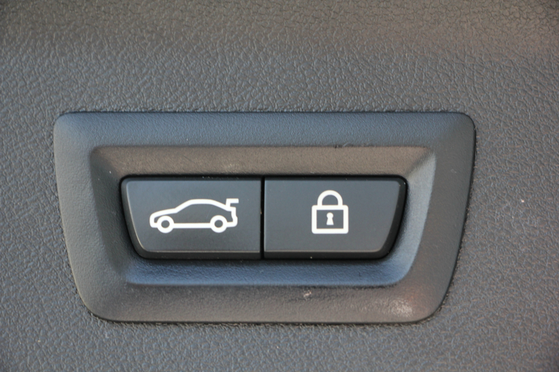 BMW X3 Xdrive20d Mｽﾎﾟｰﾂ ﾊｲﾗｲﾝ ﾋｰﾀｰ茶革 HUD Mﾊﾟﾌｫｰﾏﾝｽ21AW 3Dﾃﾞｻﾞｲﾝｶｰﾎﾞﾝｽﾎﾟｲﾗｰ ﾘｱｼｰﾄﾊﾞｯｸﾚｽﾄｱｼﾞｬｽﾄﾒﾝﾄ ｱﾝﾋﾞｴﾝﾄﾗｲﾄ LEDﾍｯﾄﾞﾗｲﾄ 追従ACC ｽﾃｱﾘﾝｸﾞｻﾎﾟｰﾄ ﾚｰﾝﾁｪﾝｼﾞ警告 ﾀｯﾁ画面HDDﾅﾋﾞTV 360度ｶﾒﾗ 電動ﾄﾗﾝｸ 2年保証