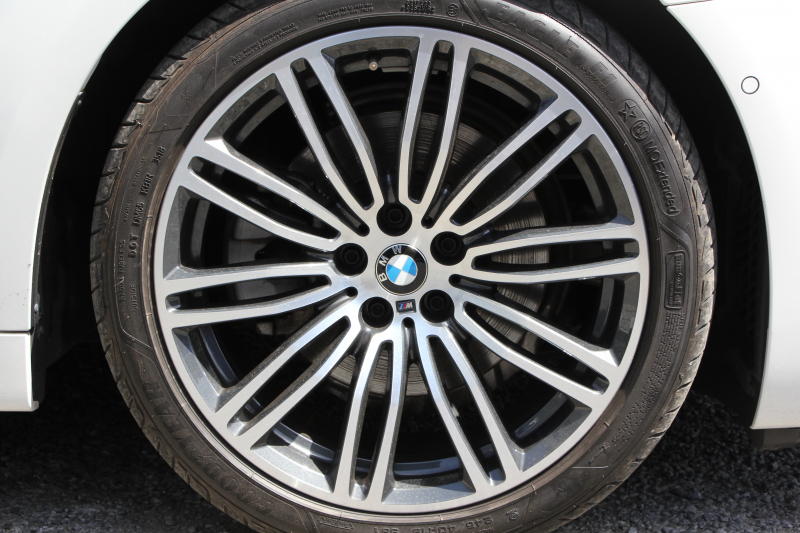 BMW 5シリーズ 523d Mｽﾎﾟｰﾂ ﾊｲﾗｲﾝ 1ｵｰﾅ 全ﾋｰﾀｰ黒革 HUD 新ﾃﾞｻﾞｲﾝ液晶ﾒｰﾀｰ LEDﾍｯﾄﾞﾗｲﾄ ｵｰﾄﾊｲﾋﾞｰﾑ 追従ACC ﾚｰﾝﾁｪﾝｼﾞ警告 ｽﾃｱﾘﾝｸﾞｻﾎﾟｰﾄ 電動ﾄﾗﾝｸ ﾀｯﾁ画面HDDﾅﾋﾞTV 360度ｶﾒﾗ 専用ｴｱﾛ 19AW 2年保証