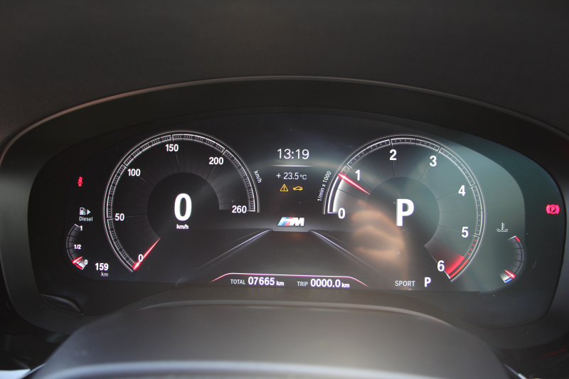 BMW 5シリーズ 523d Mｽﾎﾟｰﾂ ﾊｲﾗｲﾝ 1ｵｰﾅ 全ﾋｰﾀｰ黒革 HUD 新ﾃﾞｻﾞｲﾝ液晶ﾒｰﾀｰ LEDﾍｯﾄﾞﾗｲﾄ ｵｰﾄﾊｲﾋﾞｰﾑ 追従ACC ﾚｰﾝﾁｪﾝｼﾞ警告 ｽﾃｱﾘﾝｸﾞｻﾎﾟｰﾄ 電動ﾄﾗﾝｸ ﾀｯﾁ画面HDDﾅﾋﾞTV 360度ｶﾒﾗ 専用ｴｱﾛ 19AW 2年保証