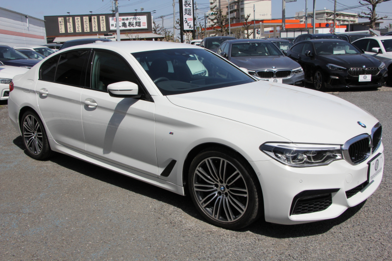BMW 5シリーズ 523d Mｽﾎﾟｰﾂ ﾊｲﾗｲﾝ 1ｵｰﾅ 全ﾋｰﾀｰ黒革 HUD 新ﾃﾞｻﾞｲﾝ液晶ﾒｰﾀｰ LEDﾍｯﾄﾞﾗｲﾄ ｵｰﾄﾊｲﾋﾞｰﾑ 追従ACC ﾚｰﾝﾁｪﾝｼﾞ警告 ｽﾃｱﾘﾝｸﾞｻﾎﾟｰﾄ 電動ﾄﾗﾝｸ ﾀｯﾁ画面HDDﾅﾋﾞTV 360度ｶﾒﾗ 専用ｴｱﾛ 19AW 2年保証