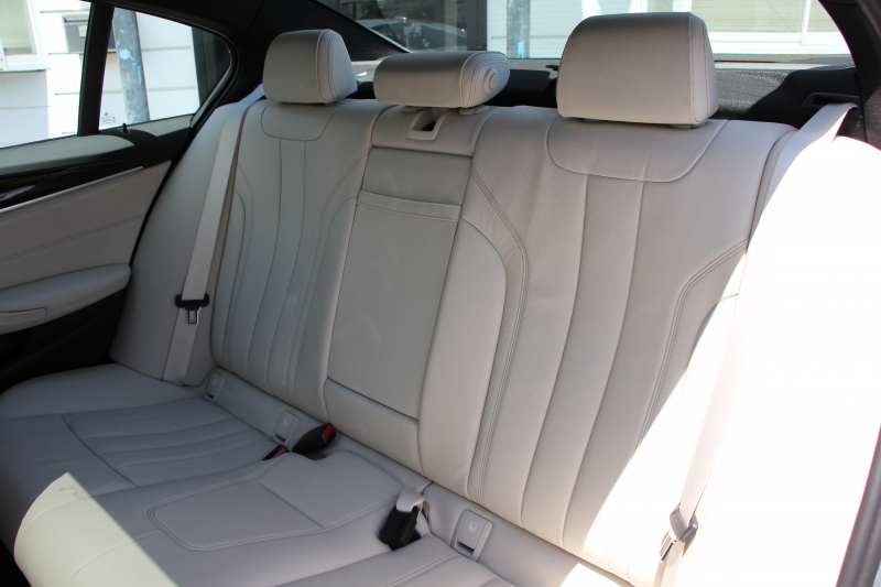 BMW 5シリーズ 540i Xdrive Mｽﾎﾟｰﾂ 4WD 1ｵｰﾅ ｻﾝﾙｰﾌ ﾅｲﾄﾋﾞｼﾞｮﾝ 直6ﾀｰﾎﾞ340馬力 DDCｻｽ ｺﾝﾌｫｰﾄ&ｲﾉﾍﾞｰｼｮﾝP ｱｲﾎﾞﾘｰﾚｻﾞｰ 全ﾋｰﾀｰ ﾏｯｻｰｼﾞﾍﾞﾝﾁﾚｰﾀｰ ﾃﾞｨｽﾌﾟﾚｲｷｰ ﾘﾓｰﾄP ﾊｰﾏﾝｶｰﾄﾞﾝ 液晶ﾒｰﾀｰ HUD 追ACC LED/H ﾀｯﾁ画面ﾅﾋﾞ2年保証