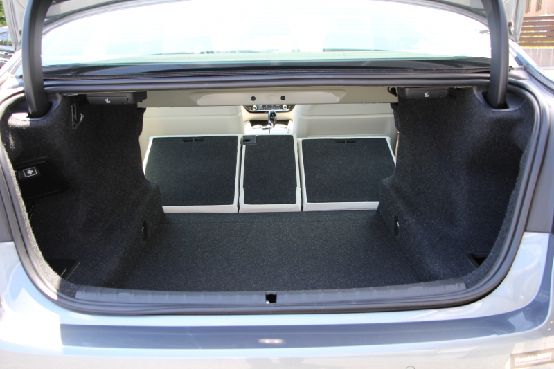 BMW 5シリーズ 540i Xdrive Mｽﾎﾟｰﾂ 4WD 1ｵｰﾅ ｻﾝﾙｰﾌ ﾅｲﾄﾋﾞｼﾞｮﾝ 直6ﾀｰﾎﾞ340馬力 DDCｻｽ ｺﾝﾌｫｰﾄ&ｲﾉﾍﾞｰｼｮﾝP ｱｲﾎﾞﾘｰﾚｻﾞｰ 全ﾋｰﾀｰ ﾏｯｻｰｼﾞﾍﾞﾝﾁﾚｰﾀｰ ﾃﾞｨｽﾌﾟﾚｲｷｰ ﾘﾓｰﾄP ﾊｰﾏﾝｶｰﾄﾞﾝ 液晶ﾒｰﾀｰ HUD 追ACC LED/H ﾀｯﾁ画面ﾅﾋﾞ2年保証