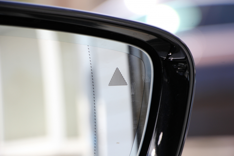 BMW 5シリーズ 540i Xdrive Mｽﾎﾟｰﾂ 4WD 1ｵｰﾅ ｻﾝﾙｰﾌ ﾅｲﾄﾋﾞｼﾞｮﾝ 直6ﾀｰﾎﾞ340馬力 DDCｻｽ ｺﾝﾌｫｰﾄ&ｲﾉﾍﾞｰｼｮﾝP ｱｲﾎﾞﾘｰﾚｻﾞｰ 全ﾋｰﾀｰ ﾏｯｻｰｼﾞﾍﾞﾝﾁﾚｰﾀｰ ﾃﾞｨｽﾌﾟﾚｲｷｰ ﾘﾓｰﾄP ﾊｰﾏﾝｶｰﾄﾞﾝ 液晶ﾒｰﾀｰ HUD 追ACC LED/H ﾀｯﾁ画面ﾅﾋﾞ2年保証