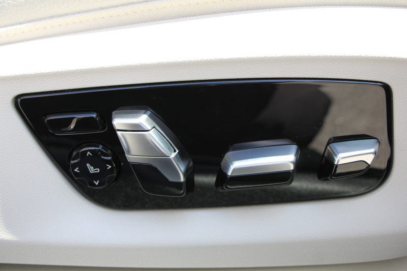 BMW 5シリーズ 540i Xdrive Mｽﾎﾟｰﾂ 4WD 1ｵｰﾅ ｻﾝﾙｰﾌ ﾅｲﾄﾋﾞｼﾞｮﾝ 直6ﾀｰﾎﾞ340馬力 DDCｻｽ ｺﾝﾌｫｰﾄ&ｲﾉﾍﾞｰｼｮﾝP ｱｲﾎﾞﾘｰﾚｻﾞｰ 全ﾋｰﾀｰ ﾏｯｻｰｼﾞﾍﾞﾝﾁﾚｰﾀｰ ﾃﾞｨｽﾌﾟﾚｲｷｰ ﾘﾓｰﾄP ﾊｰﾏﾝｶｰﾄﾞﾝ 液晶ﾒｰﾀｰ HUD 追ACC LED/H ﾀｯﾁ画面ﾅﾋﾞ2年保証